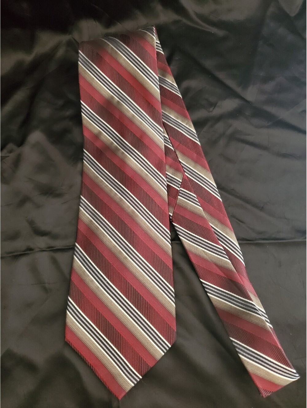 Joseph & Feiss Diagonal Stripe Tie